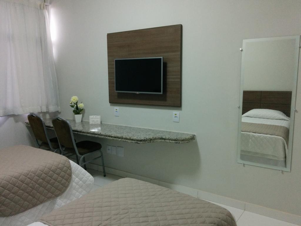 Palace 3*